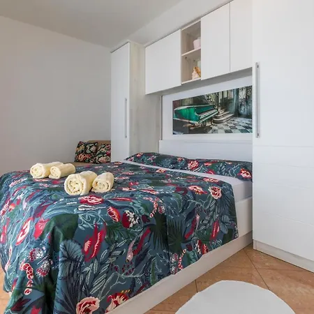 M * Цриквеница