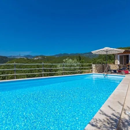 M * Цриквеница